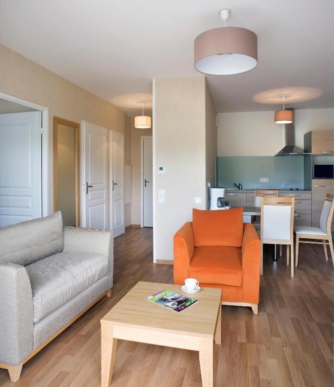 Domitys Les Cles D'Or Aparthotel Orthez Exterior foto